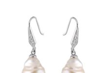 Серьги с жемчугом – украшение вне моды