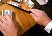 Как осуществить вывод средств со счетов букмекеров