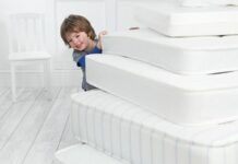Какой матрас лучше выбрать для ребенка от 3 лет?