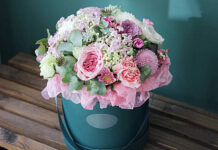 Цветы в шляпной коробке: новый тренд в мире букетов