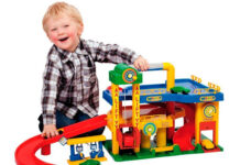 Что подарить мальчику на 3 года: идеи подарков