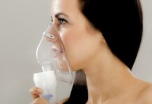 Как избавиться от сухого кашля при помощи ингаляций?