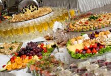 Как организовать банкет: особенности, меню, правила