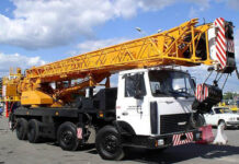 Для чего нужна аренда автокрана 50 тонн?