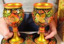 Русские сувениры – подарки с характером