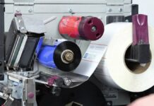 Заедает дверная ручка, как отремонтировать?