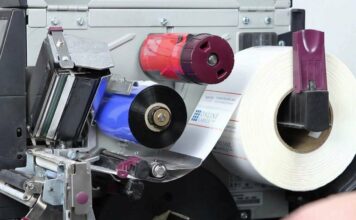 Заедает дверная ручка, как отремонтировать?