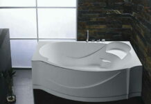 Акриловые ванны: особенности, установка, обслуживание