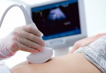 Когда делать первое УЗИ при беременности?