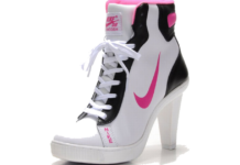 Кроссовки, туфли и ботильоны: почему брендовая обувь – это не просто статус