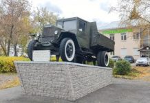 История Пензы: На Измайлова установлен памятник легендарной «полуторке»