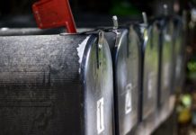 Американка по ошибке получила посылку с человеческими останками