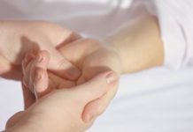 Китай вернул налог на презервативы ради роста рождаемости