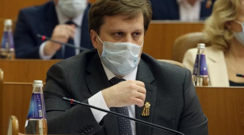 Глава Минздрава Алтайского края отказался от медали за борьбу с коронавирусом