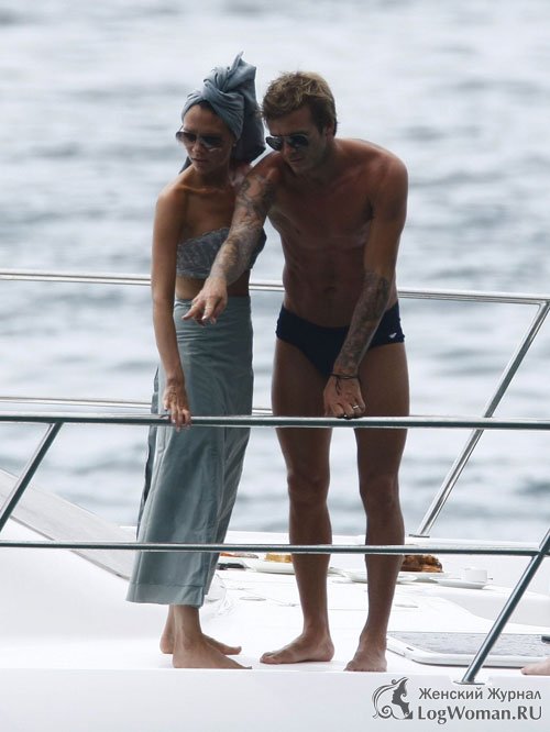Виктория Бекхэм и Давид Бекхэм на яхте на Сейшельских островах