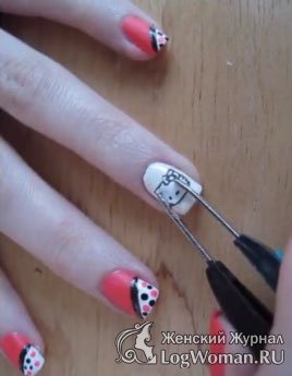 Покраска ногтей в стиле Hello Kitty Покраска ногтей в стиле Hello Kitty