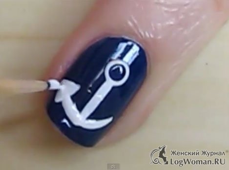 Морской маникюр