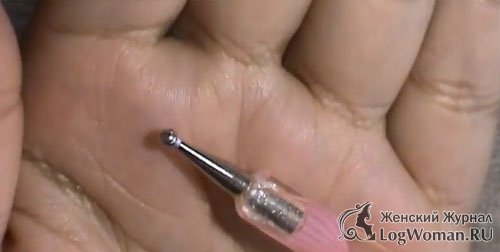 Маникюр ромашки Маникюр ромашки