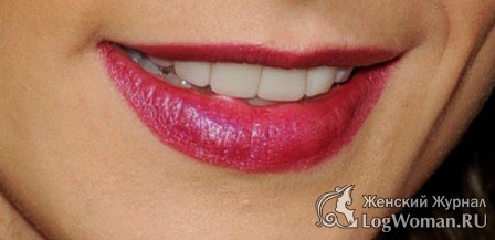 Розовая помада Розовая помада