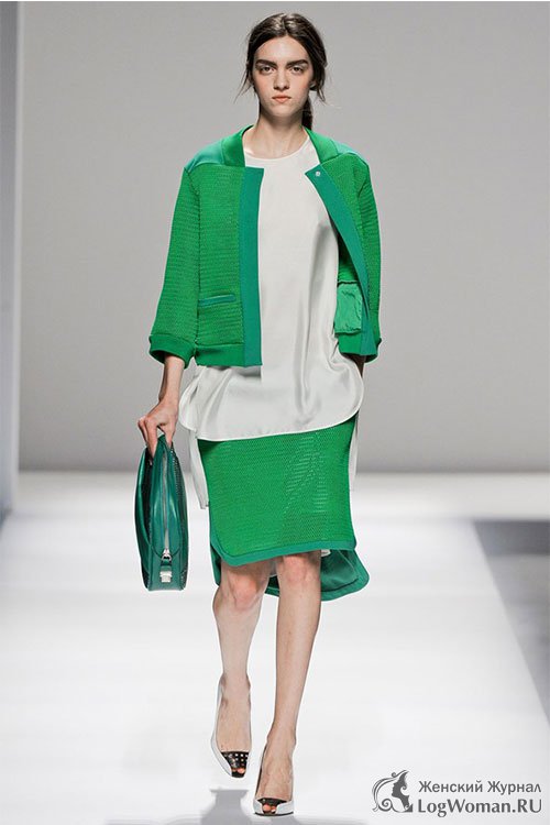Объемные куртки - зеленая куртка и юбка Объемные куртки - зеленая куртка и юбка