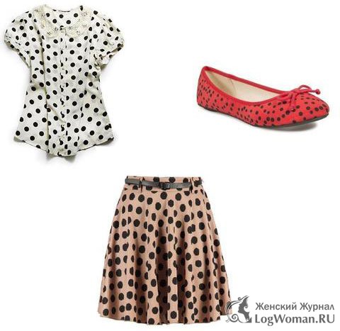 Кружевная блузка в черный горох, красные балетки и пышная юбка с модным принтом Кружевная блузка в черный горох, красные балетки и пышная юбка с модным принтом