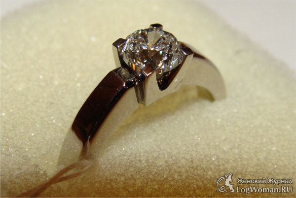 Особенности выбора золотого кольца с бриллиантами Особенности выбора золотого кольца с бриллиантами