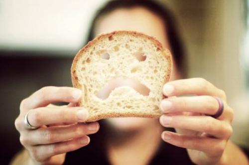 9 симптомов, которые указывают на непереносимость глютена