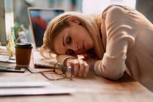 Обнаружена опасная связь сонливости и слабоумия