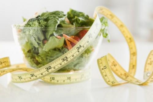 Ученые рассказали, как принимать пищу, чтобы дольше жить