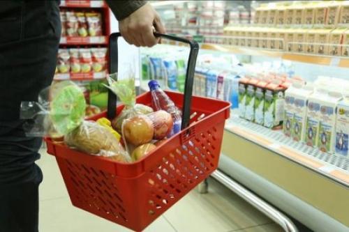 Названы самые вредные дешевые продукты