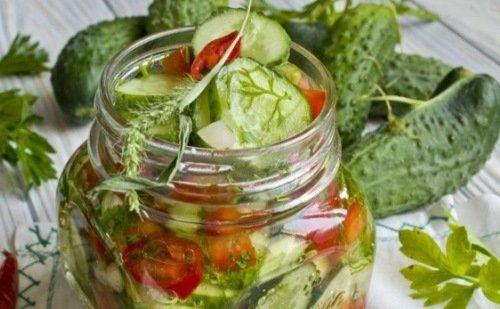 Салат «Нежинский» из огурцов на зиму
