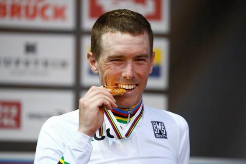 Команда Bahrain-Merida не будет требовать от Роана Денниса борьбы за общий зачёт на Гран-турах