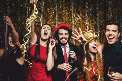 Побольше золота! В чем встречать 2019 год