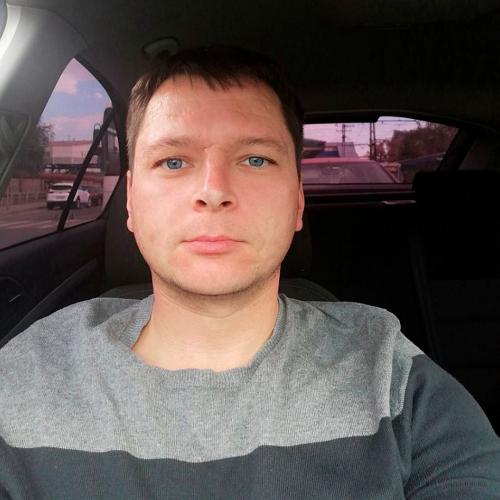 «Спите спокойно»: люди вспоминают погибших от обрушения дома в Магнитогорске