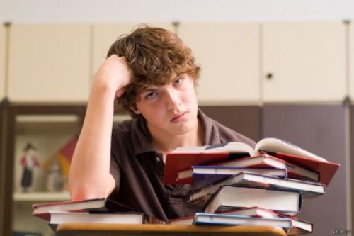 Победить стресс и хорошо сдать экзамены детям помогут простые психологические приёмы