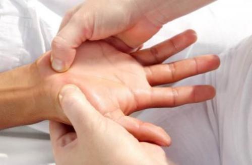 Какие самые лучшие материалы для наращивания ресниц?