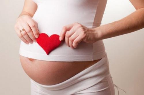 «Бесплодная» жительница Великобритании забеременела дважды за неделю